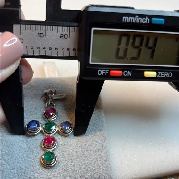 Ruby emerald and sapphire cross in sterling silver - Picture 6 of 8
